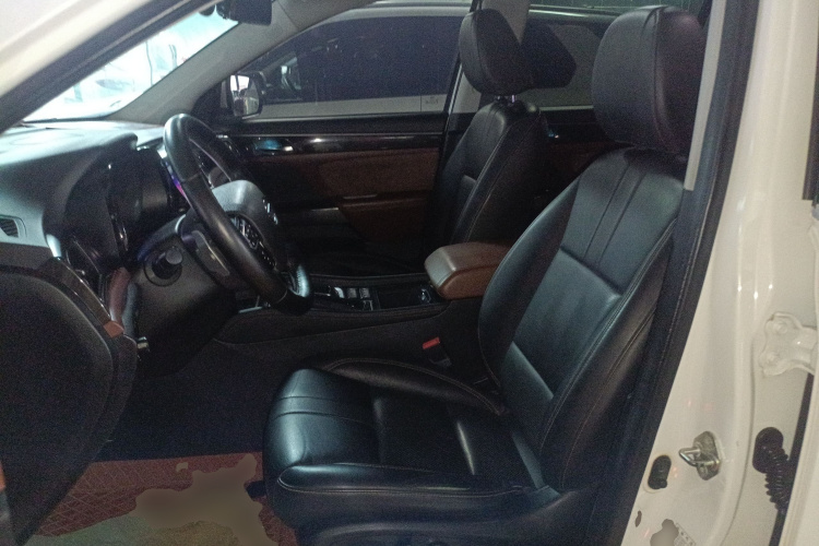 广汽传祺 传祺GS8 2017款 320T 两驱豪华智联版（七座）中控内饰19