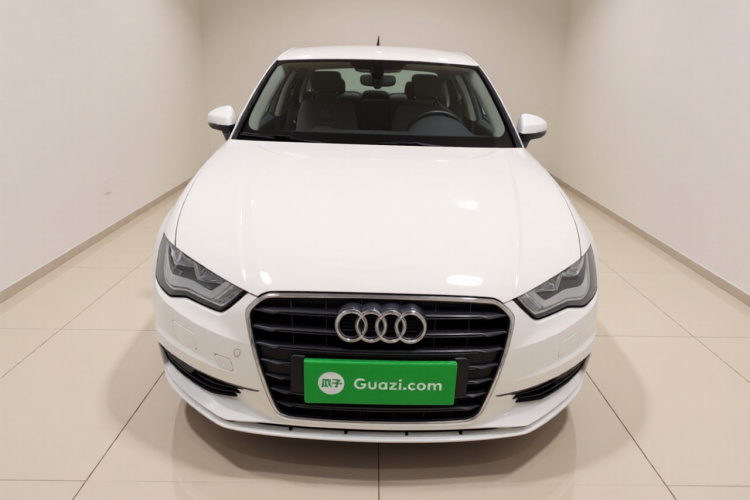 奥迪A3 2016款 Limousine 35 TFSI 进取型车身外观2