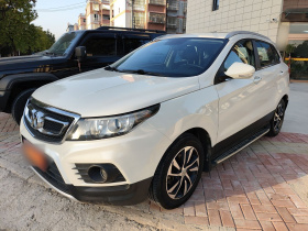 北京汽车 绅宝X55 2016款 1.5T CVT精英版