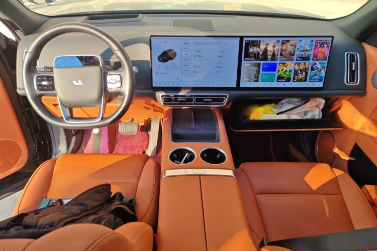 理想汽车 理想L9 2024款 Ultra中控内饰7002