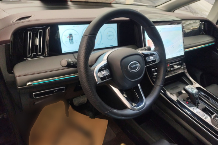 广汽传祺 传祺M8 2024款 大师系列 400T 至尊版中控内饰13