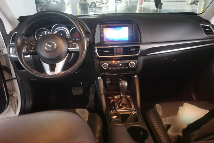 马自达CX-5 2015款 2.5L 自动四驱尊贵型中控内饰7002