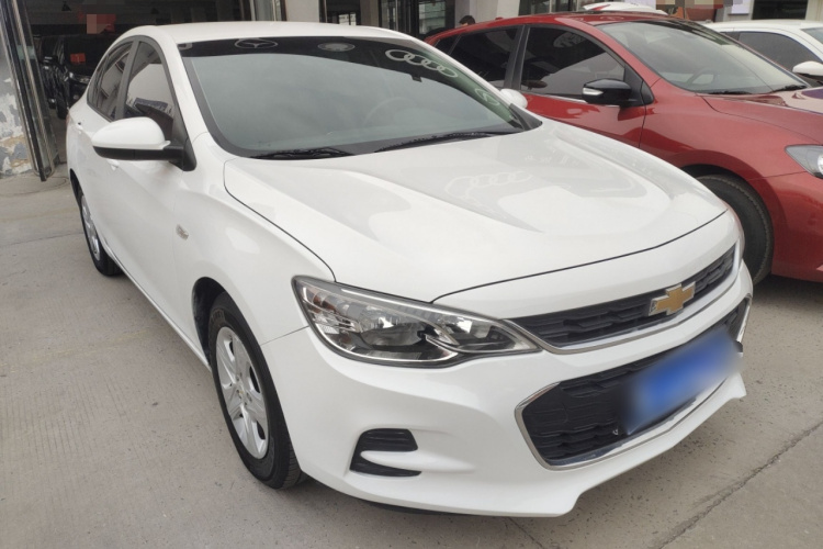 雪佛兰 科沃兹 2016款 1.5L 手动欣享版车身外观3