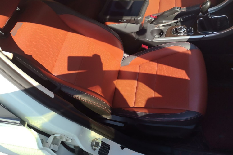 北汽幻速S3 2016款 S3L 1.5L 手动尊贵型局部细节41