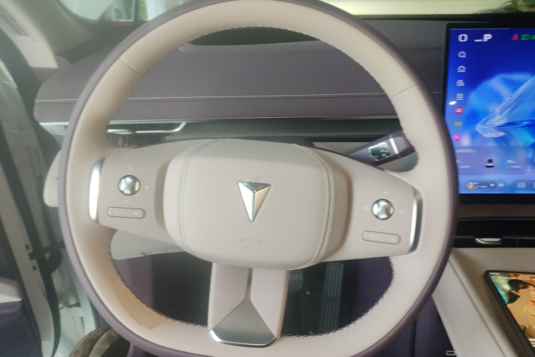 深蓝汽车 深蓝S07 2026款 300Ultra 华为乾崑ADS SE版中控内饰13