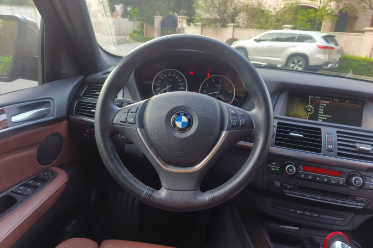 宝马X5(进口) 2013款 xDrive35i 臻享版局部细节13