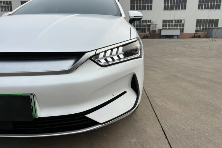 比亚迪 秦PLUS 2021款 EV 500KM 尊贵型车身外观6003
