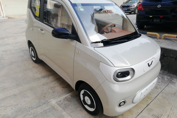 五菱汽车 宏光MINIEV 2024款 第三代 215km 青春版车身外观3