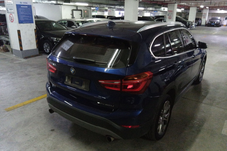 宝马X1 2019款 sDrive20Li 领先型车身外观6005