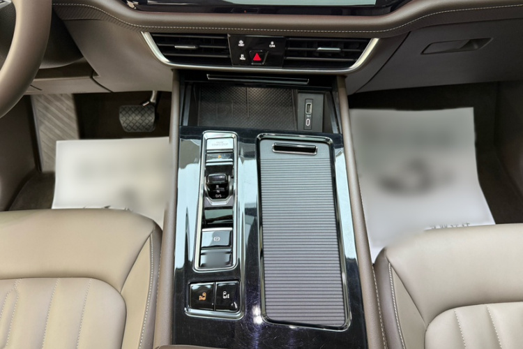 大众 威然 2024款 330TSI 豪华版中控内饰7005