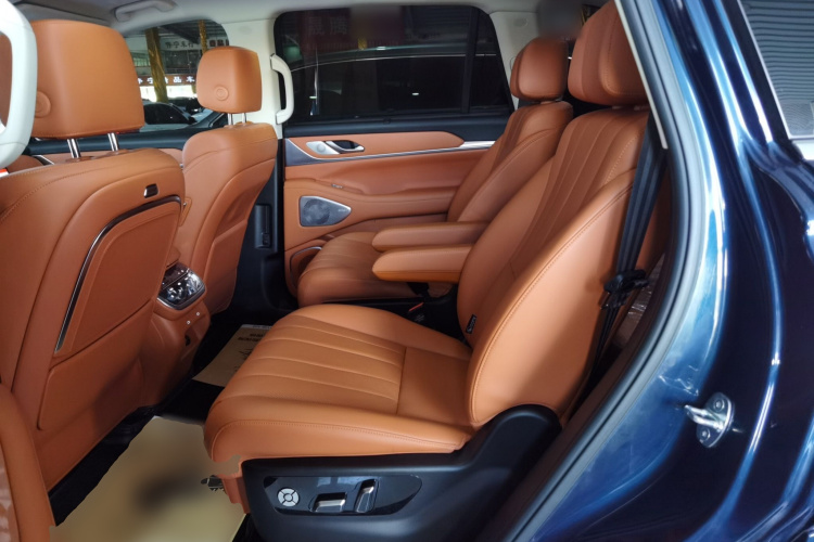 魏牌 蓝山 2025款 四驱 Max中控内饰7004