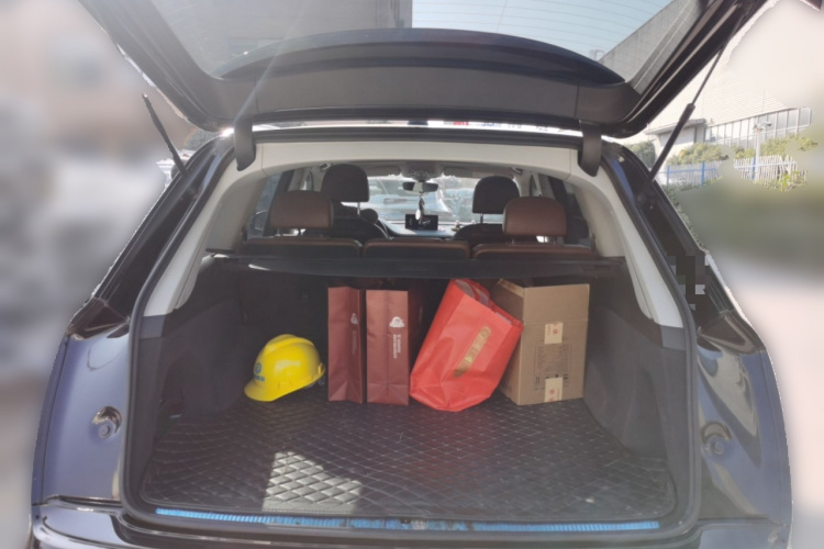 奥迪Q7 2018款 45 TFSI 技术型中控内饰23