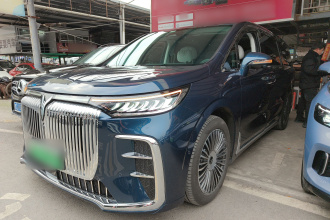 岚图汽车 岚图梦想家 2025款 PHEV 四驱卓越鲲鹏版