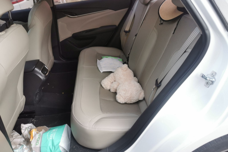 别克 英朗 2017款 15N 手动精英型中控内饰21