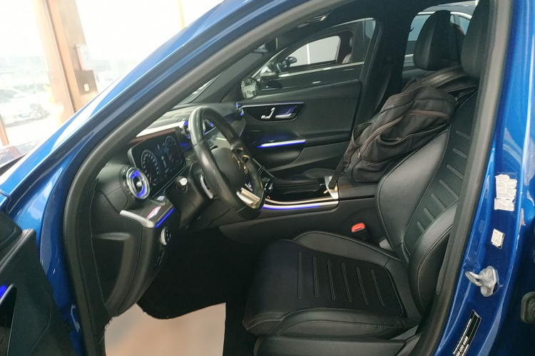 奔驰C级 2022款 C 260 L 运动版局部细节19