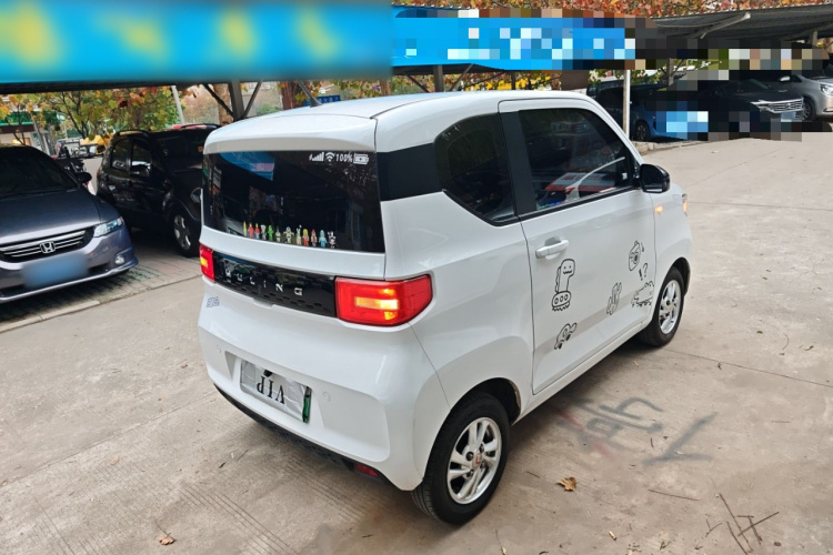 五菱汽车 宏光MINIEV 2020款 悦享款 三元锂车身外观6005