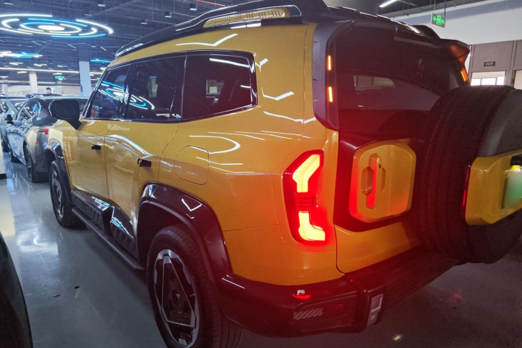 深蓝汽车 深蓝G318 2025款 无忧穿越版 四驱秘境版车身外观4