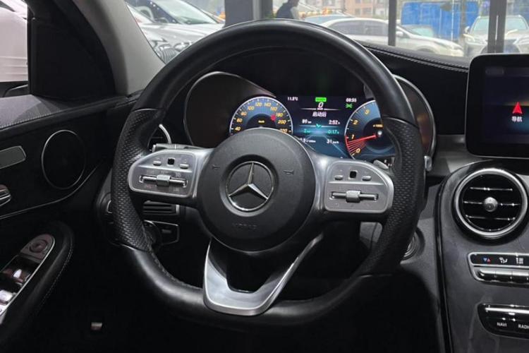 奔驰C级 2020款 改款 C 260 L 运动版中控内饰7003