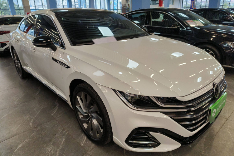 一汽-大众CC 2023款 380TSI 夺目版车身外观3