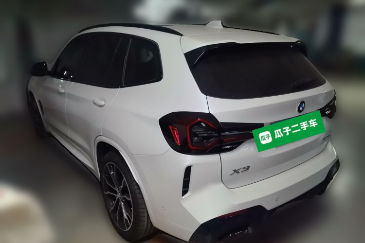 宝马X3 2023款 改款 xDrive30i 领先型 M曜夜套装车身外观5