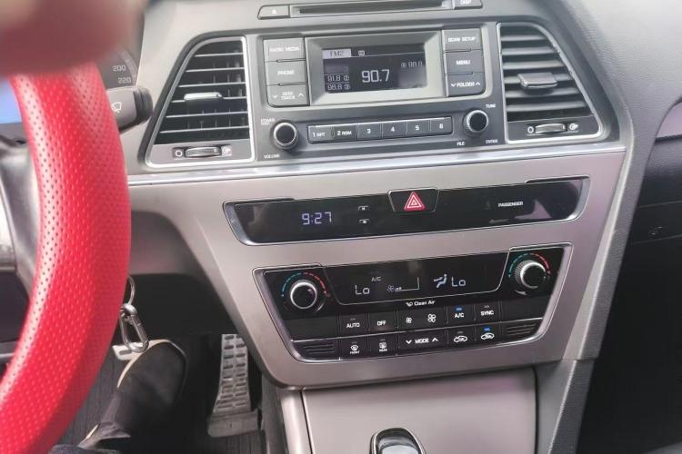 现代 索纳塔 2015款 1.6T GS时尚型中控内饰7001