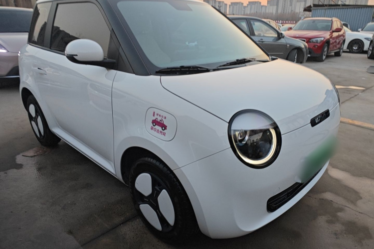 长安启源 长安Lumin 2023款 301km 蜜沁款车身外观3