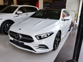 奔驰A级 2022款 改款三 A 200 L 运动轿车时尚型