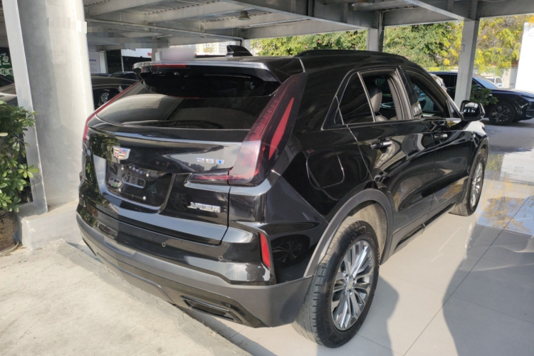 凯迪拉克XT4 2024款 28T 两驱豪华型车身外观7