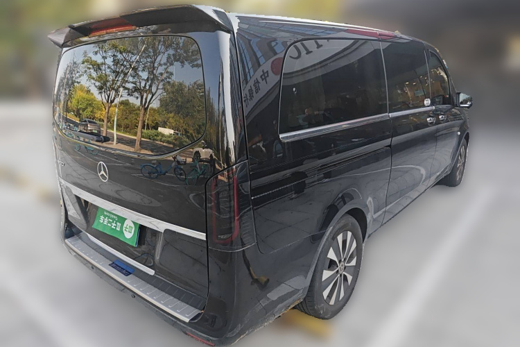 奔驰 威霆 2021款 2.0T 精英版 7座车身外观6005