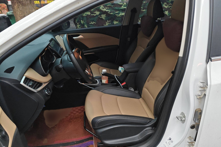 雪佛兰 科鲁泽 2022款 320 自动悦享天窗版局部细节19