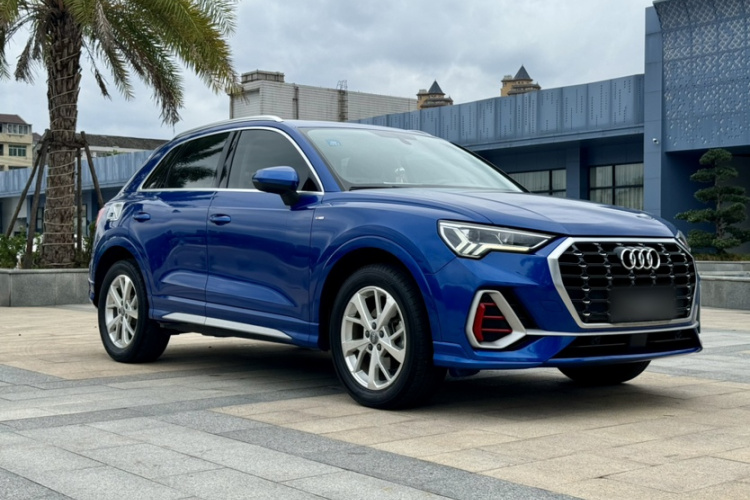 奥迪Q3 2019款 35 TFSI 进取动感型车身外观6010