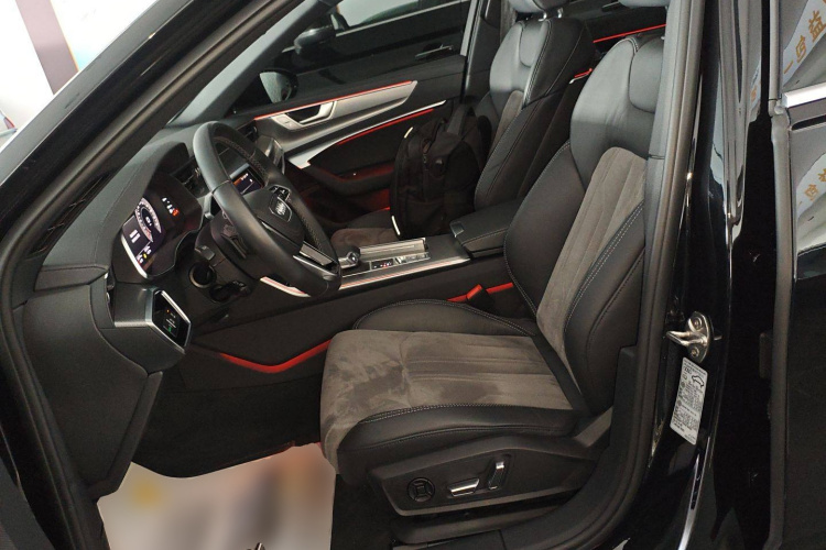 奥迪A6L 2024款 45 TFSI 臻选动感型中控内饰19