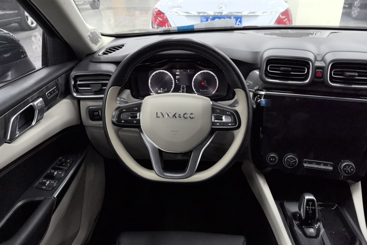 领克02 2019款 1.5T DCT两驱耀Pro版 国VI局部细节13