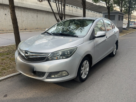 海马M3 2013款 1.5L 手动标准型