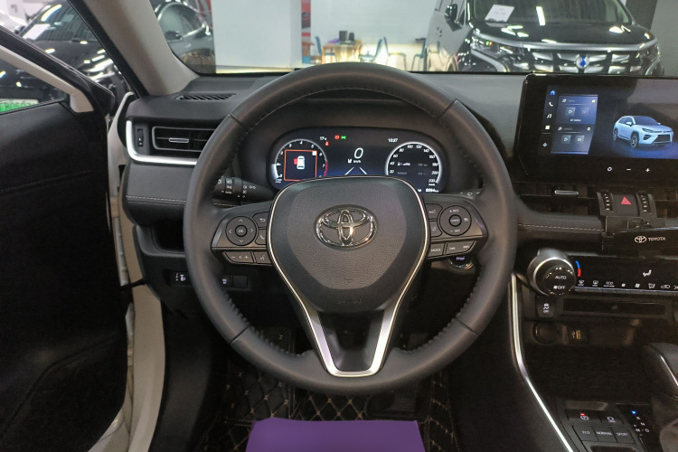 丰田 威兰达 2023款 2.0L CVT两驱豪华PLUS版局部细节13