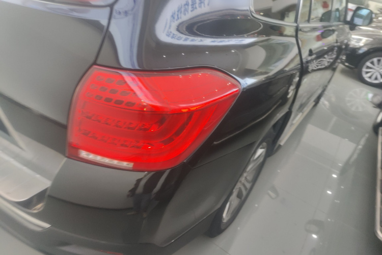 丰田 汉兰达 2012款 2.7L 两驱7座豪华版车身外观6006