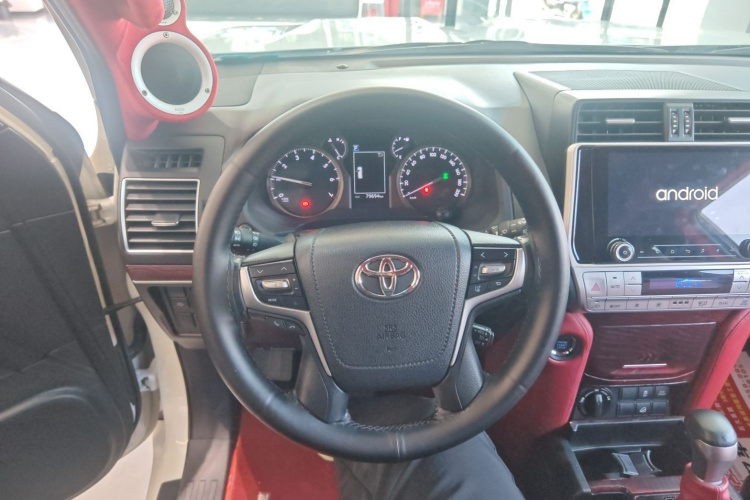 丰田 普拉多 2019款 3.5L 自动TX-L尊享版后挂备胎局部细节13