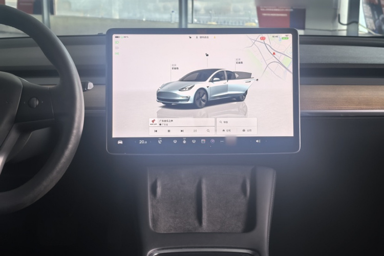 特斯拉 Model 3 2022款 后轮驱动版局部细节9004