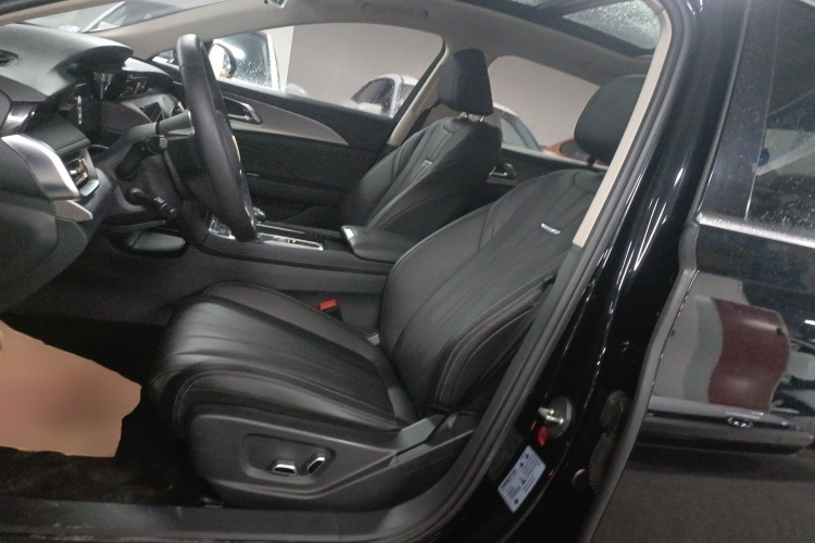 红旗H5 2024款 1.5T DCT智联旗韵版中控内饰19