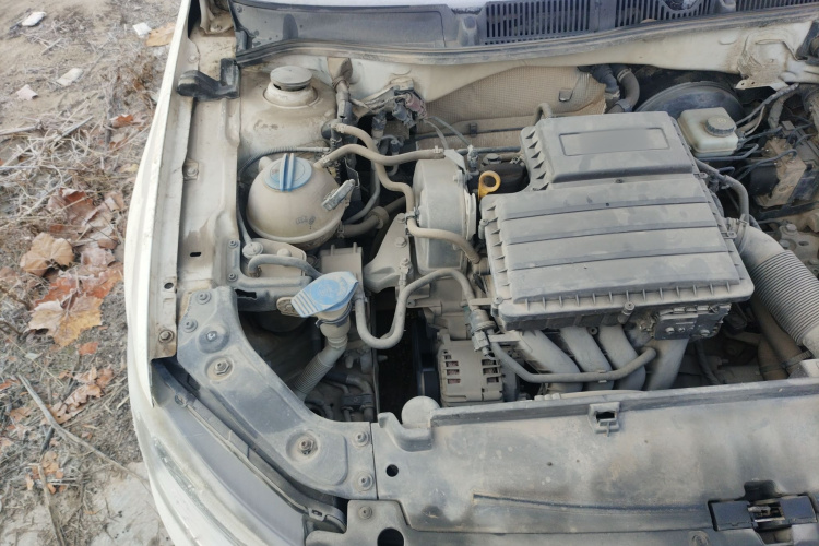 大众 朗逸 2015款 1.6L 手动风尚版局部细节9006