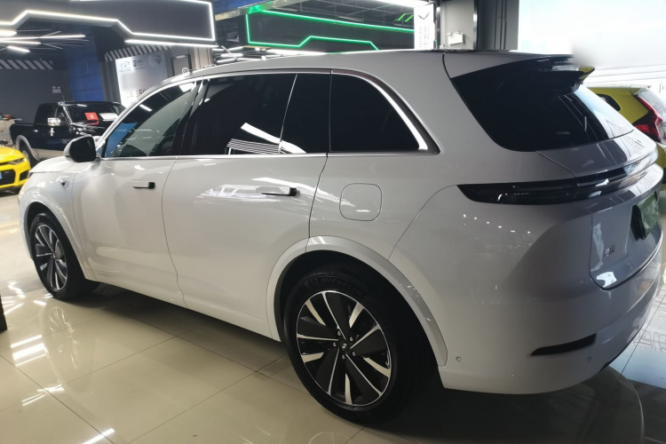 理想汽车 理想L7 2025款 Max 智能焕新版车身外观6003