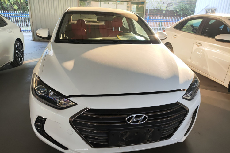 现代 领动 2016款 1.6L 自动智炫·精英型车身外观2