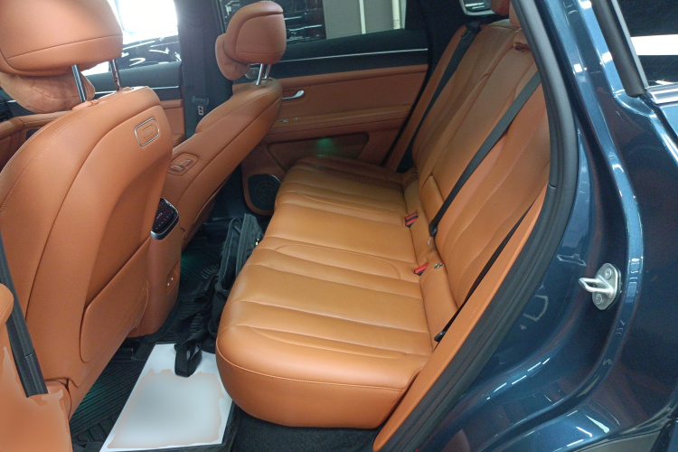 鸿蒙智行 问界M7 2024款 1.5T 智驾四驱Max版 5座中控内饰7004