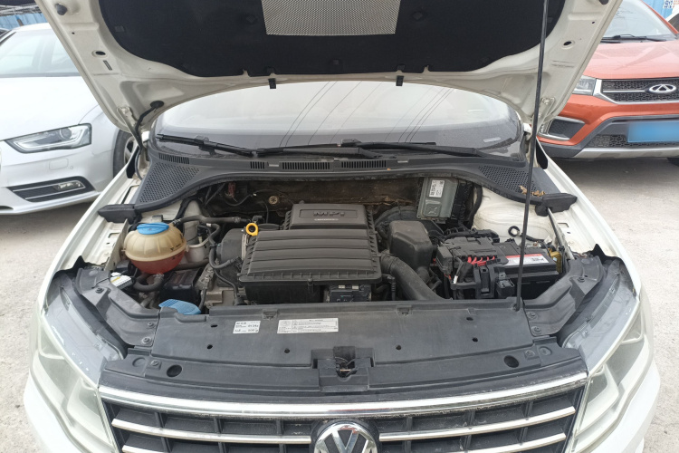 大众 捷达 2017款 1.5L 自动时尚型机舱底盘24