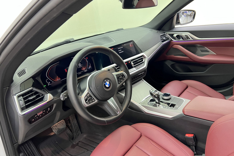 宝马4系 2022款 425i Gran Coupe M运动曜夜套装中控内饰7012