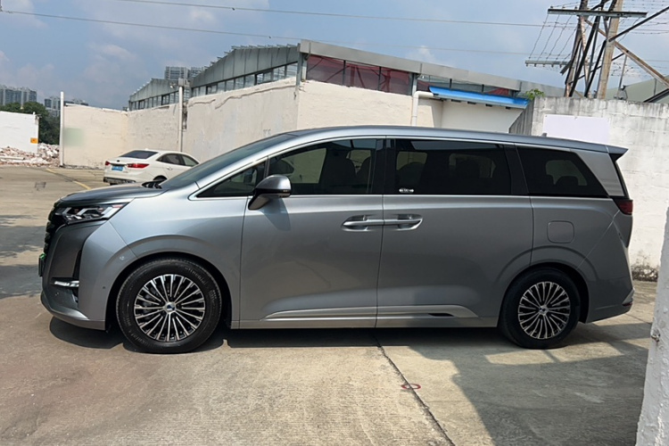 腾势D9 2022款 DM-i 970 四驱旗舰型车身外观6002