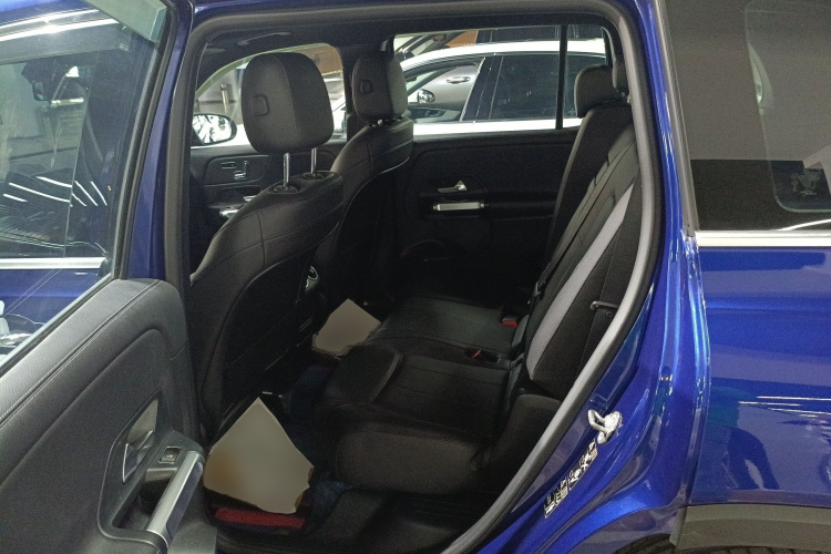 奔驰GLB 2020款 改款 GLB 200 时尚型中控内饰7004