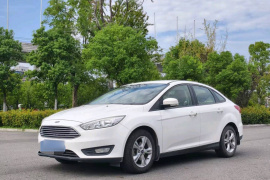 福特 福克斯 2017款 三厢 1.6L 手动舒适型智行版