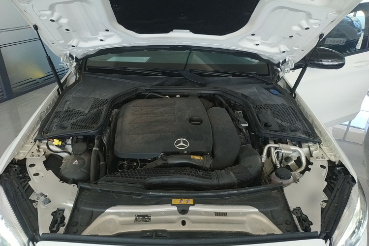 奔驰C级 2021款 C 260 星耀臻藏版机舱底盘24