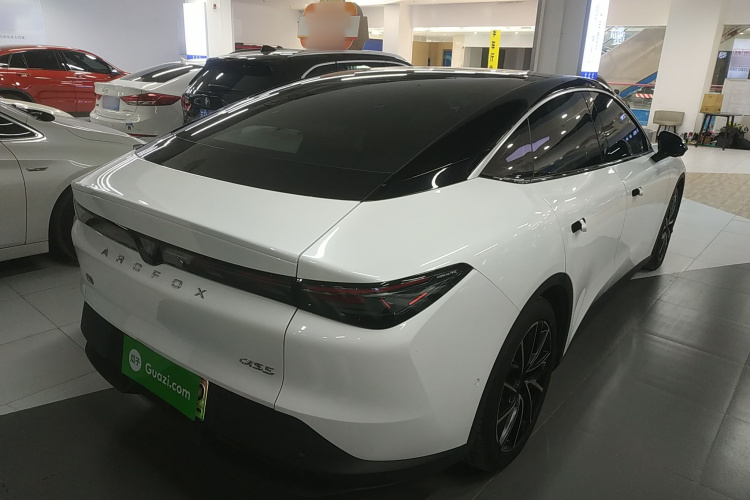 ARCFOX极狐 极狐 阿尔法S5 2024款 560MAX 185kW车身外观6005